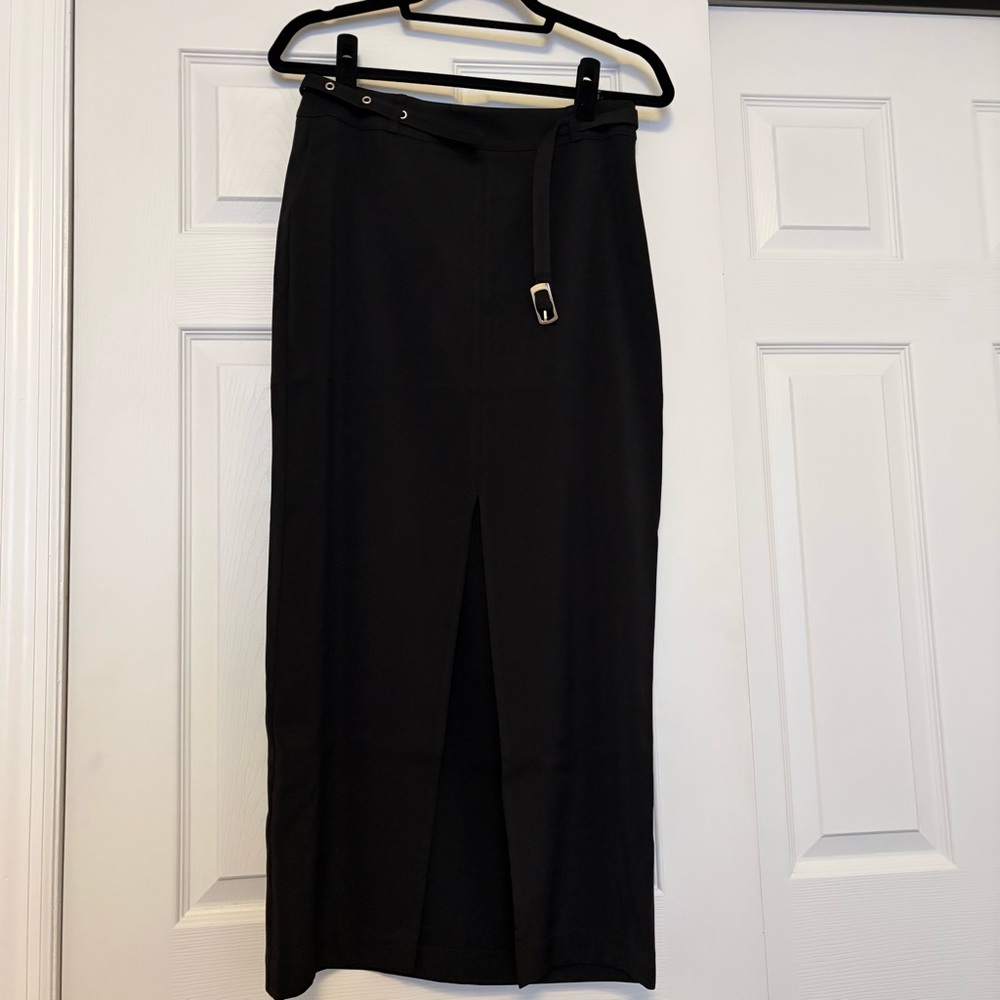 Classic Black Midi Pencil Skirt with Slim Waist Belt